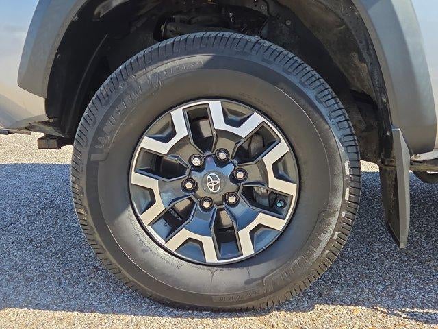 2019 Toyota Tacoma 4WD 4WD TRD Off Road Double Cab 5' Bed V6 AT (Natl)