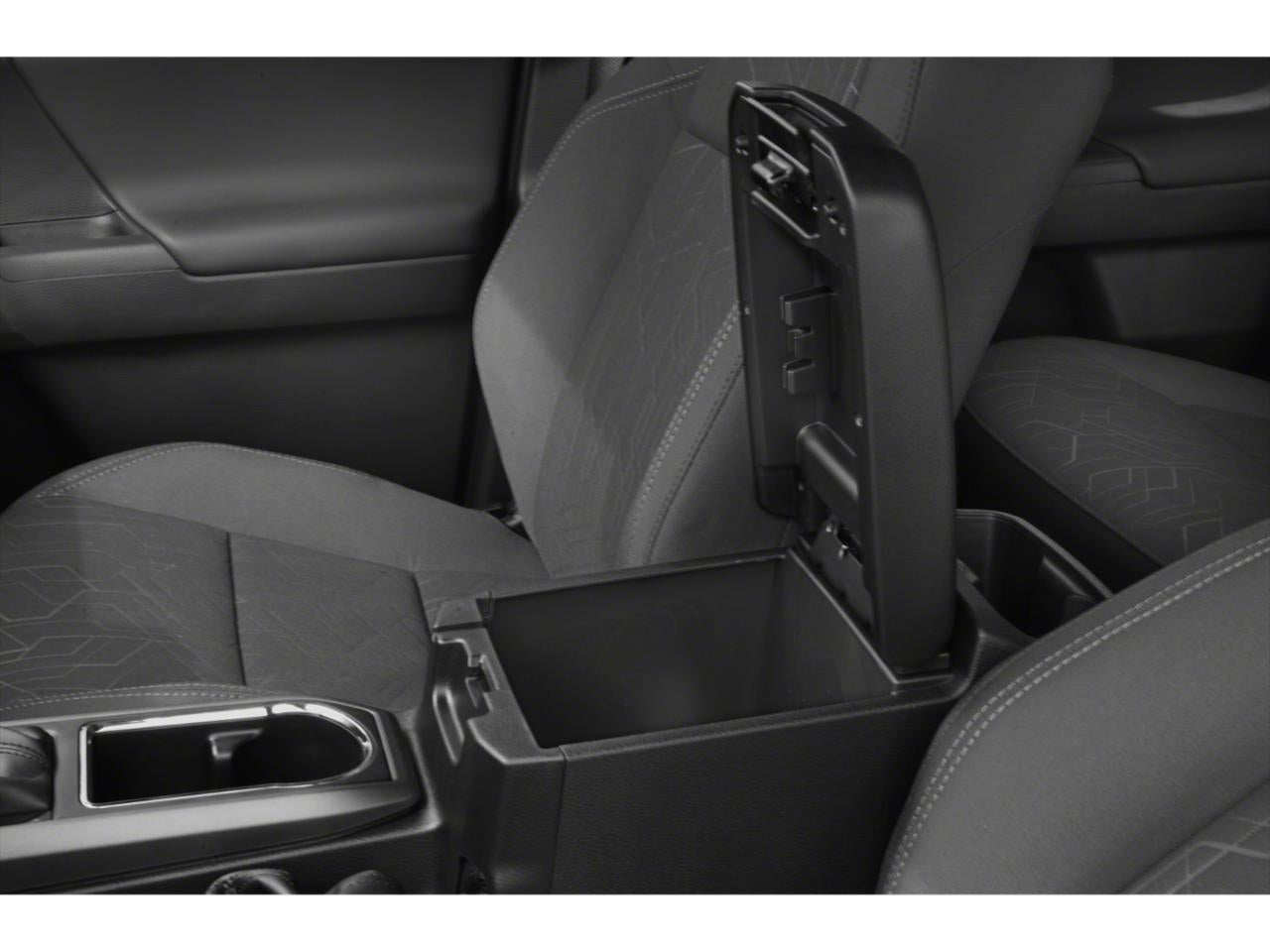 2019 Toyota Tacoma 4WD 4WD SR Double Cab 5' Bed V6 MT (GS)