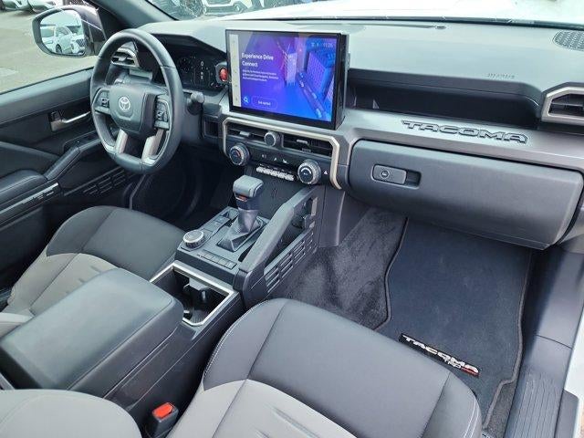 2024 Toyota Tacoma 2WD 2WD SR5 Double Cab 5' Bed AT (SE)