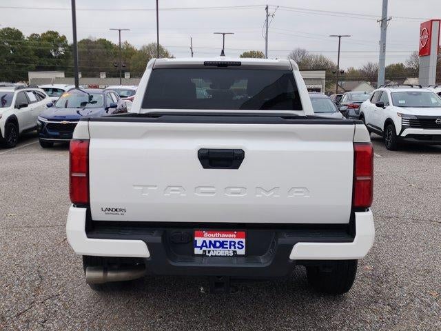2024 Toyota Tacoma 2WD 2WD SR5 Double Cab 5' Bed AT (SE)