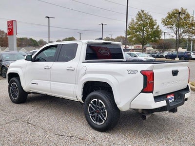 2024 Toyota Tacoma 2WD 2WD SR5 Double Cab 5' Bed AT (SE)