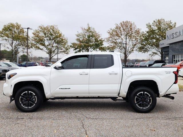 2024 Toyota Tacoma 2WD 2WD SR5 Double Cab 5' Bed AT (SE)