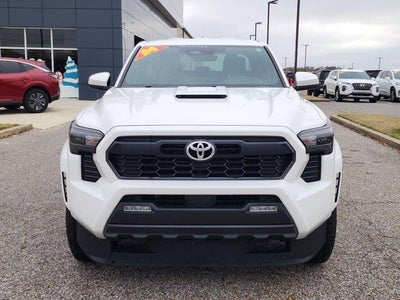 2024 Toyota Tacoma 2WD 2WD SR5 Double Cab 5' Bed AT (SE)