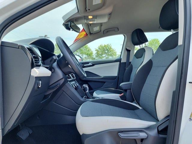 2025 Volkswagen Taos S FWD