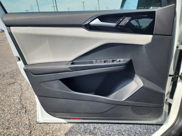 2025 Volkswagen Taos S FWD