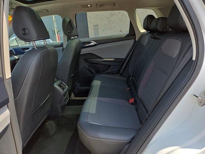 2024 Volkswagen Taos SE 4MOTION