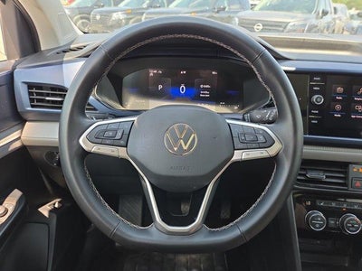 2024 Volkswagen Taos SE 4MOTION