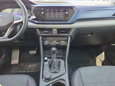 2024 Volkswagen Taos SE 4MOTION