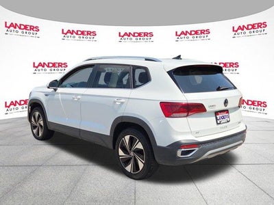 2024 Volkswagen Taos SE 4MOTION