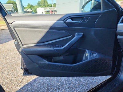 2024 Volkswagen Jetta SE Auto