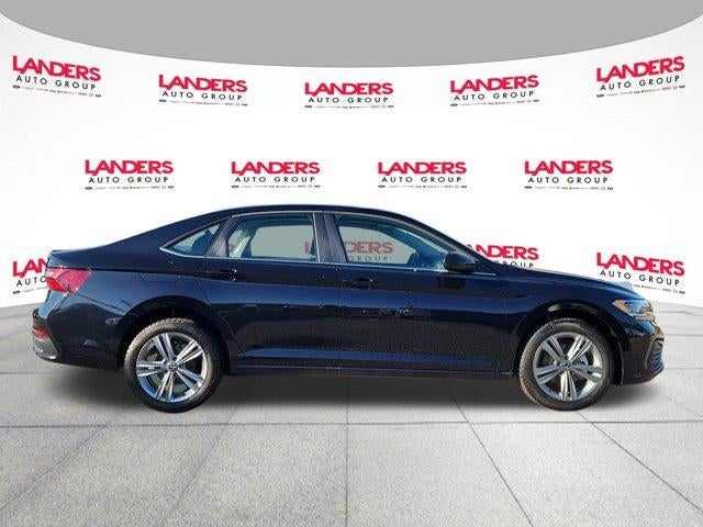 2024 Volkswagen Jetta SE Auto