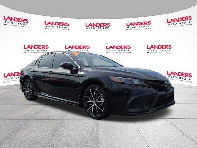 2023 Toyota Camry SE Nightshade Auto (Natl)