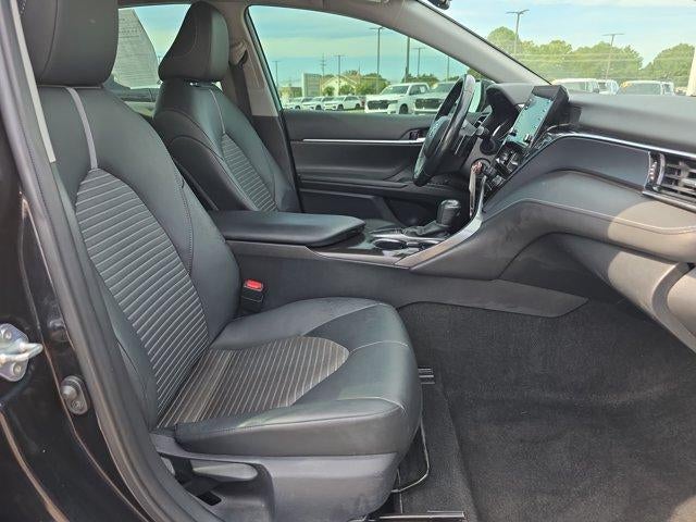 2023 Toyota Camry SE Nightshade Auto (Natl)