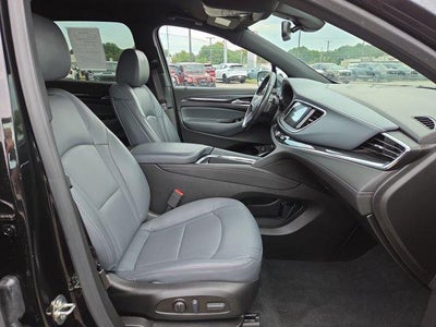 2023 Buick Enclave Essence AWD