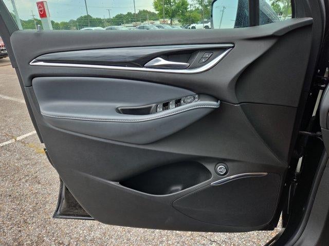 2023 Buick Enclave Essence AWD