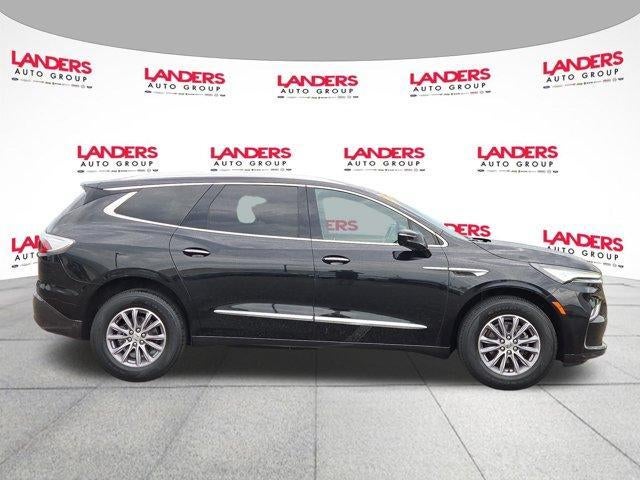 2023 Buick Enclave Essence AWD