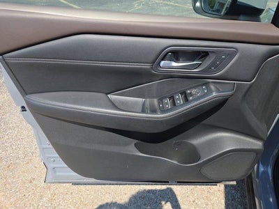 2023 Nissan Rogue AWD SL