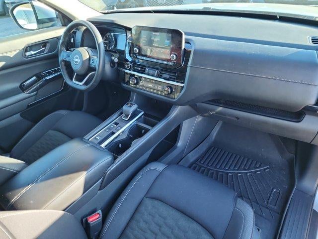 2022 Nissan Pathfinder SV 2WD