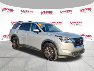 2022 Nissan Pathfinder SV 2WD