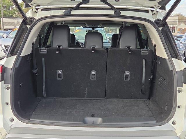 2024 Nissan Pathfinder SL 2WD