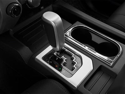 2014 Toyota Tundra 4WD Truck 4WD CrewMax Short Bed 5.7L FFV SR5 (SE)