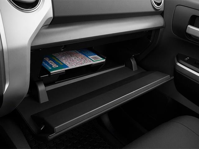 2014 Toyota Tundra 4WD Truck 4WD CrewMax Short Bed 5.7L FFV SR5 (SE)