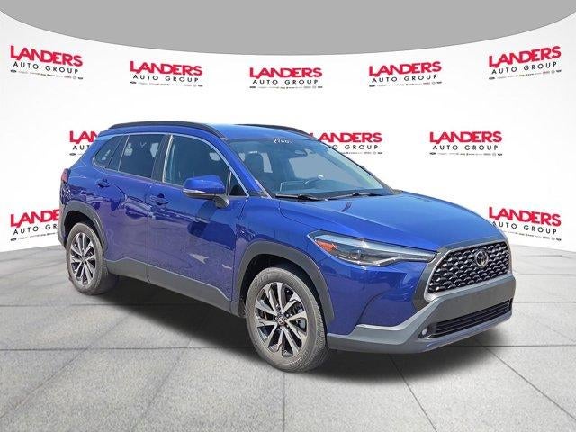 2023 Toyota Corolla Cross XLE 2WD (Natl)
