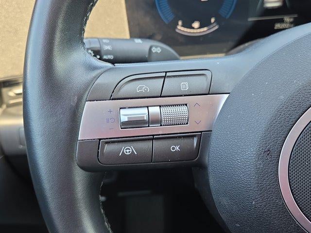 2025 Hyundai KONA SEL FWD
