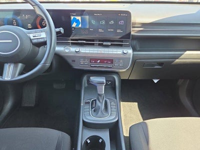 2025 Hyundai KONA SEL FWD