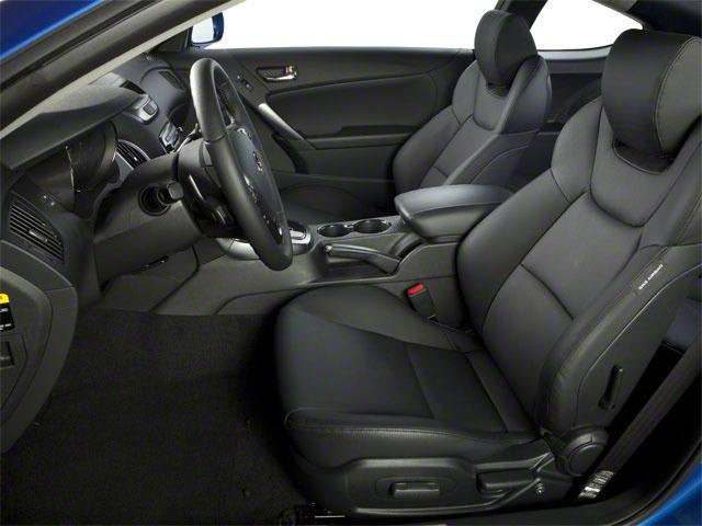 2011 Hyundai GENESIS Coupe 2dr 3.8L Man R-Spec
