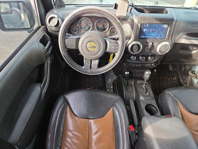 2014 Jeep Wrangler Unlimited 4WD 4dr Sahara