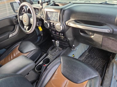 2014 Jeep Wrangler Unlimited 4WD 4dr Sahara