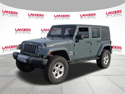 2014 Jeep Wrangler Unlimited 4WD 4dr Sahara