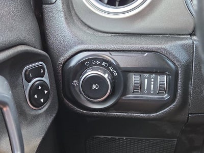 2020 Jeep Wrangler Unlimited Sahara 4x4