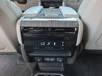 2022 Jeep Wagoneer Series III 4x2