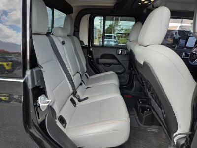 2022 Jeep Gladiator Mojave 4x4
