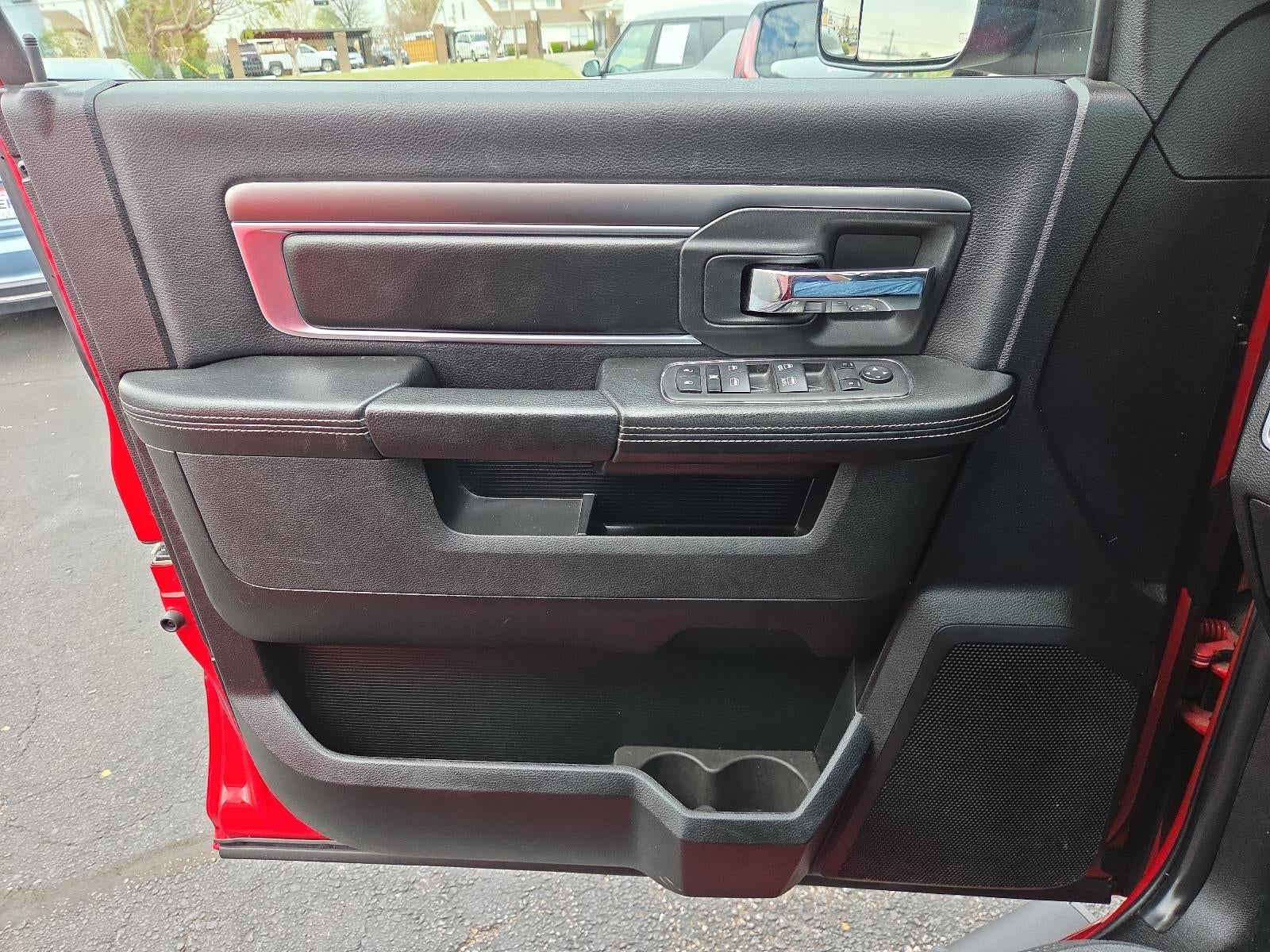 2023 RAM 1500 Classic Warlock 4x4 Crew Cab 5'7" Box
