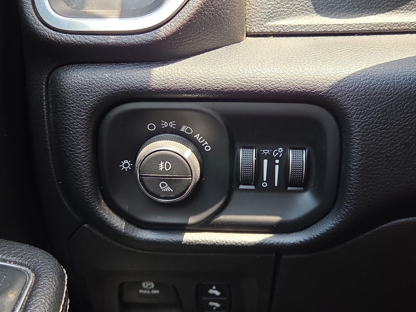 2019 RAM 1500 Laramie 4x2 Quad Cab 6'4" Box