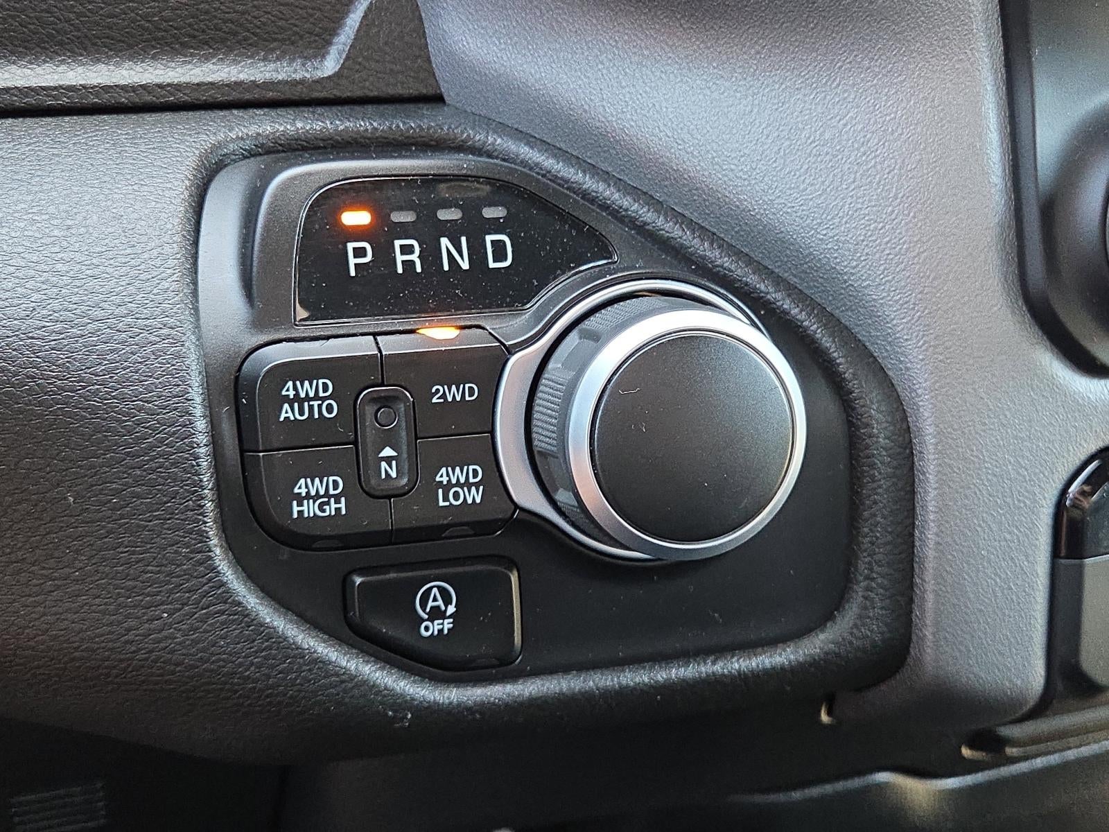 2022 RAM 1500 Big Horn 4x4 Crew Cab 5'7" Box