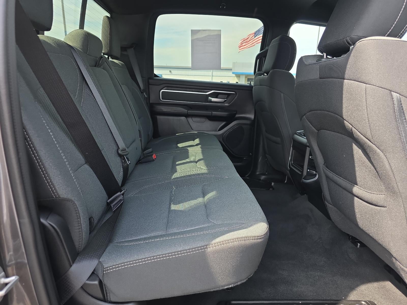 2022 RAM 1500 Big Horn 4x4 Crew Cab 5'7" Box