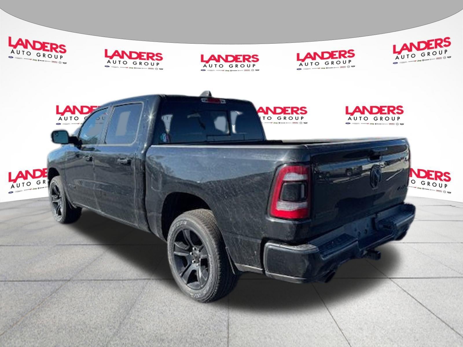 2021 RAM 1500 Big Horn 4x4 Crew Cab 5'7" Box