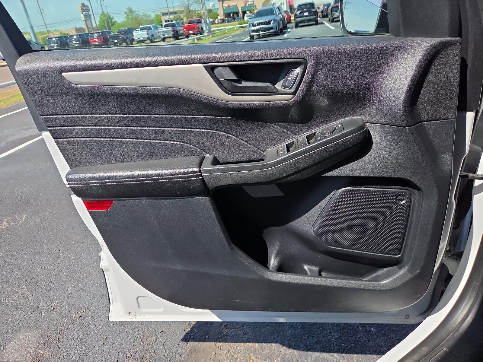 2022 Ford Escape SE FWD