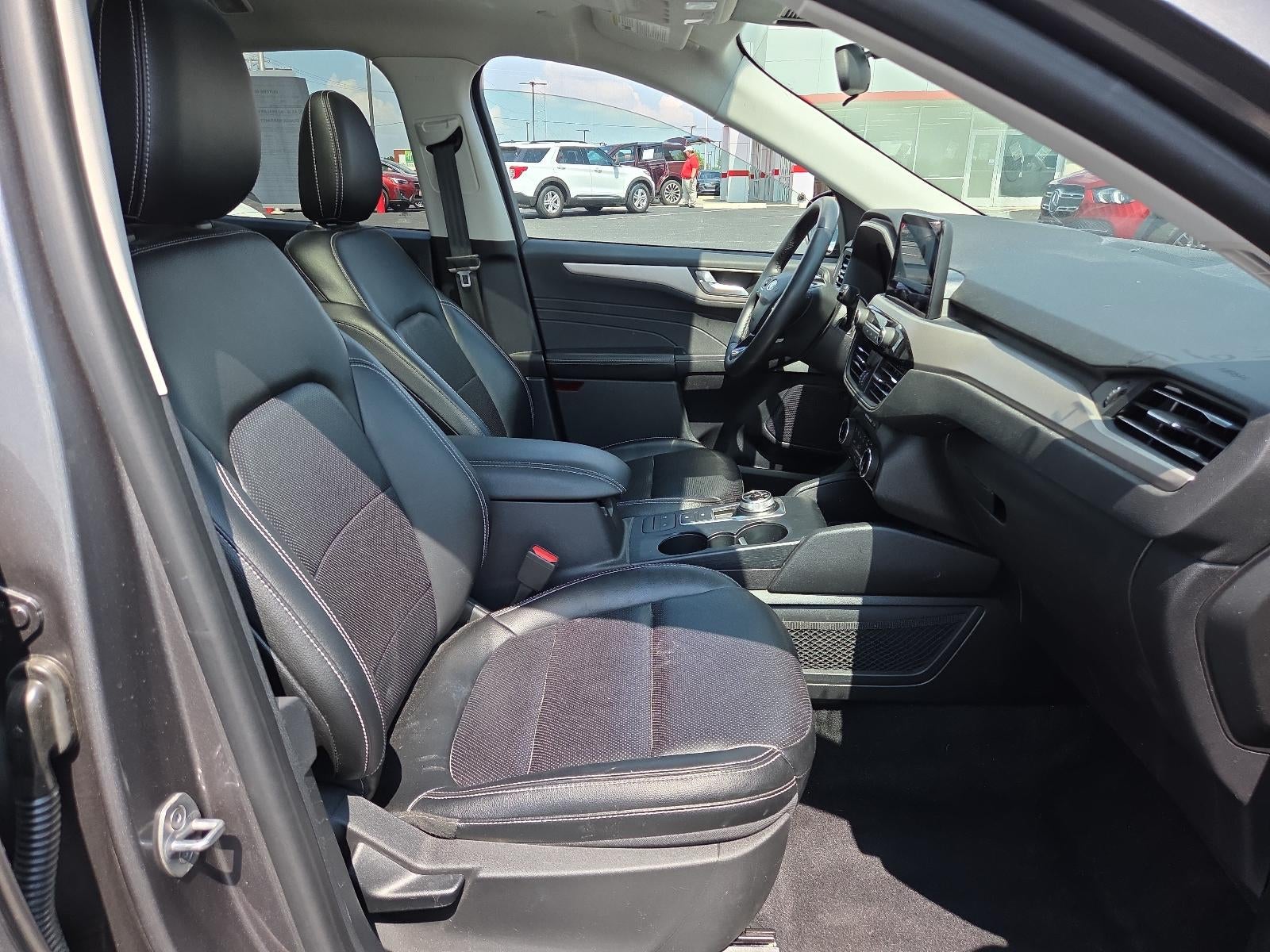 2022 Ford Escape SEL FWD