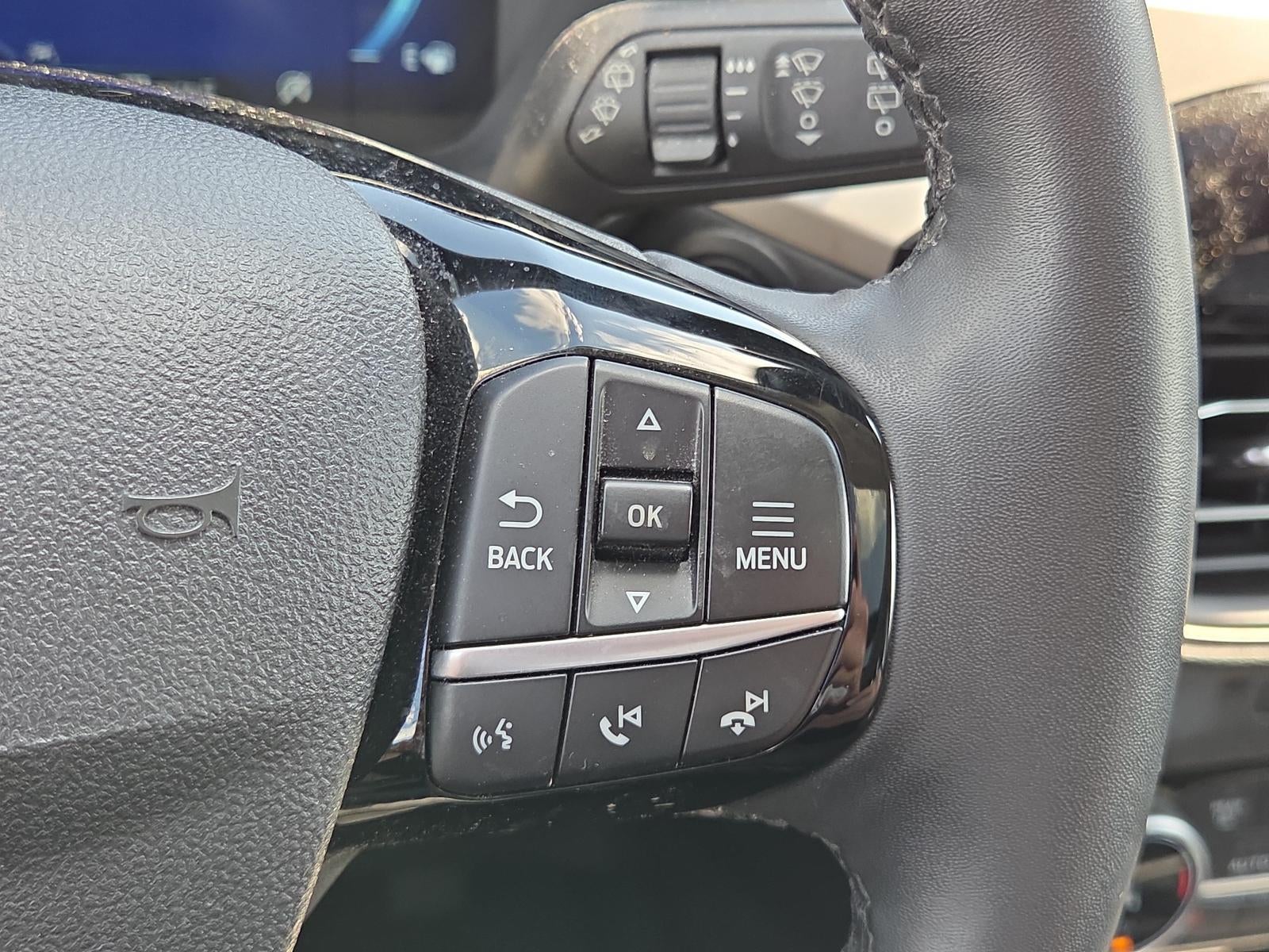 2022 Ford Escape SEL FWD