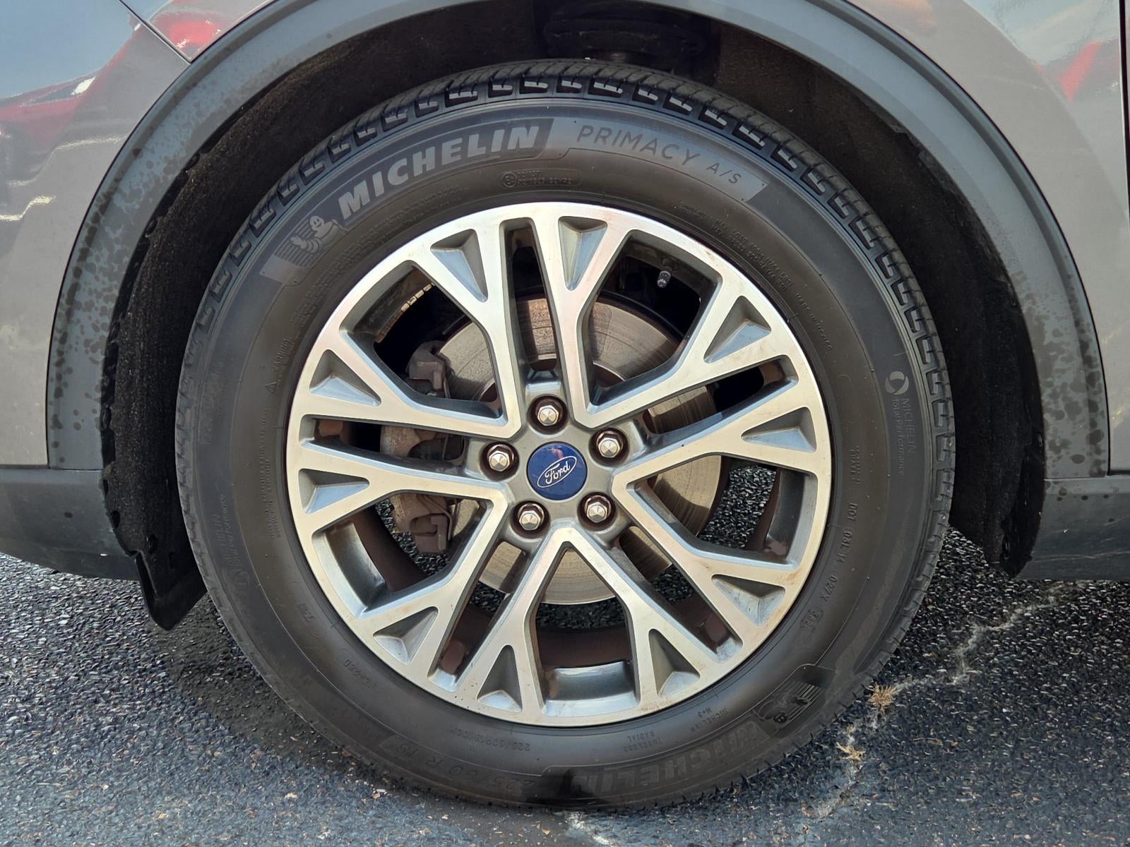 2022 Ford Escape SEL FWD