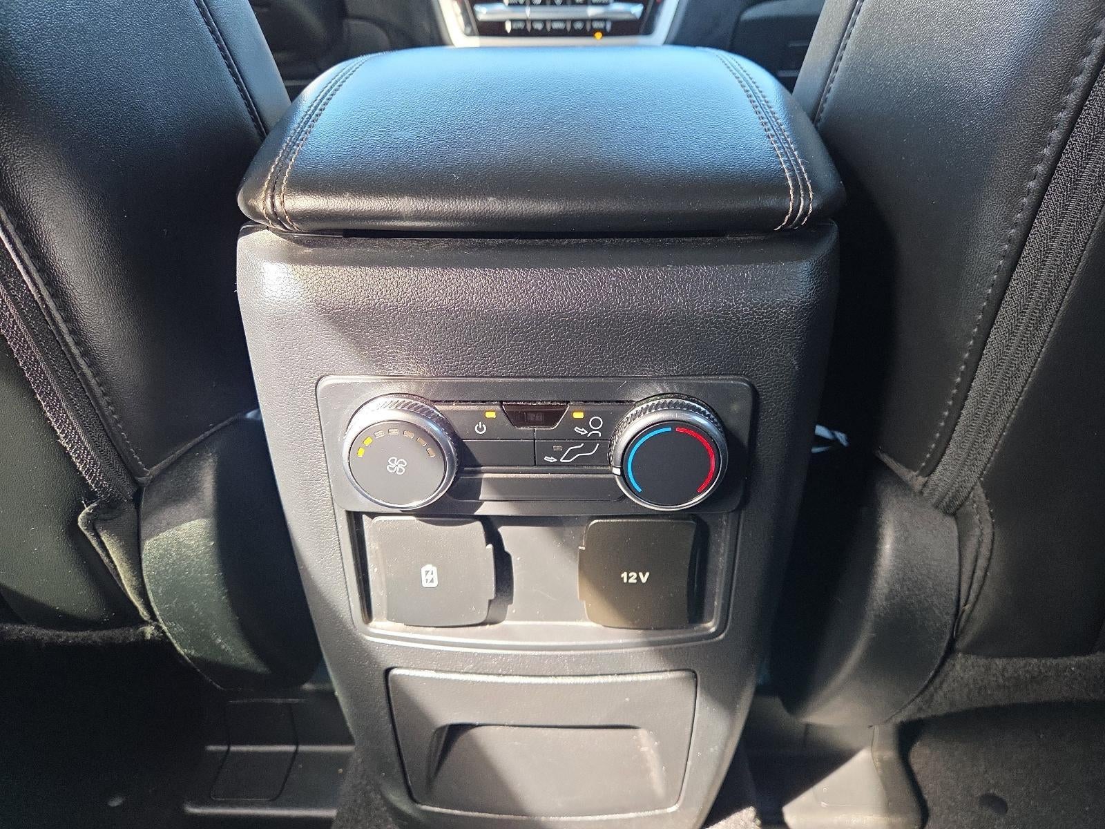 2022 Ford Explorer XLT RWD