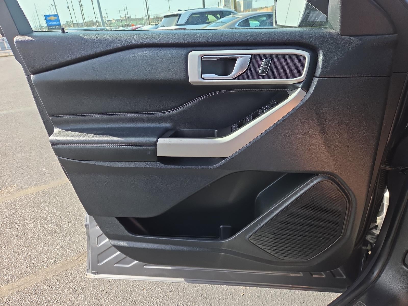 2022 Ford Explorer XLT RWD