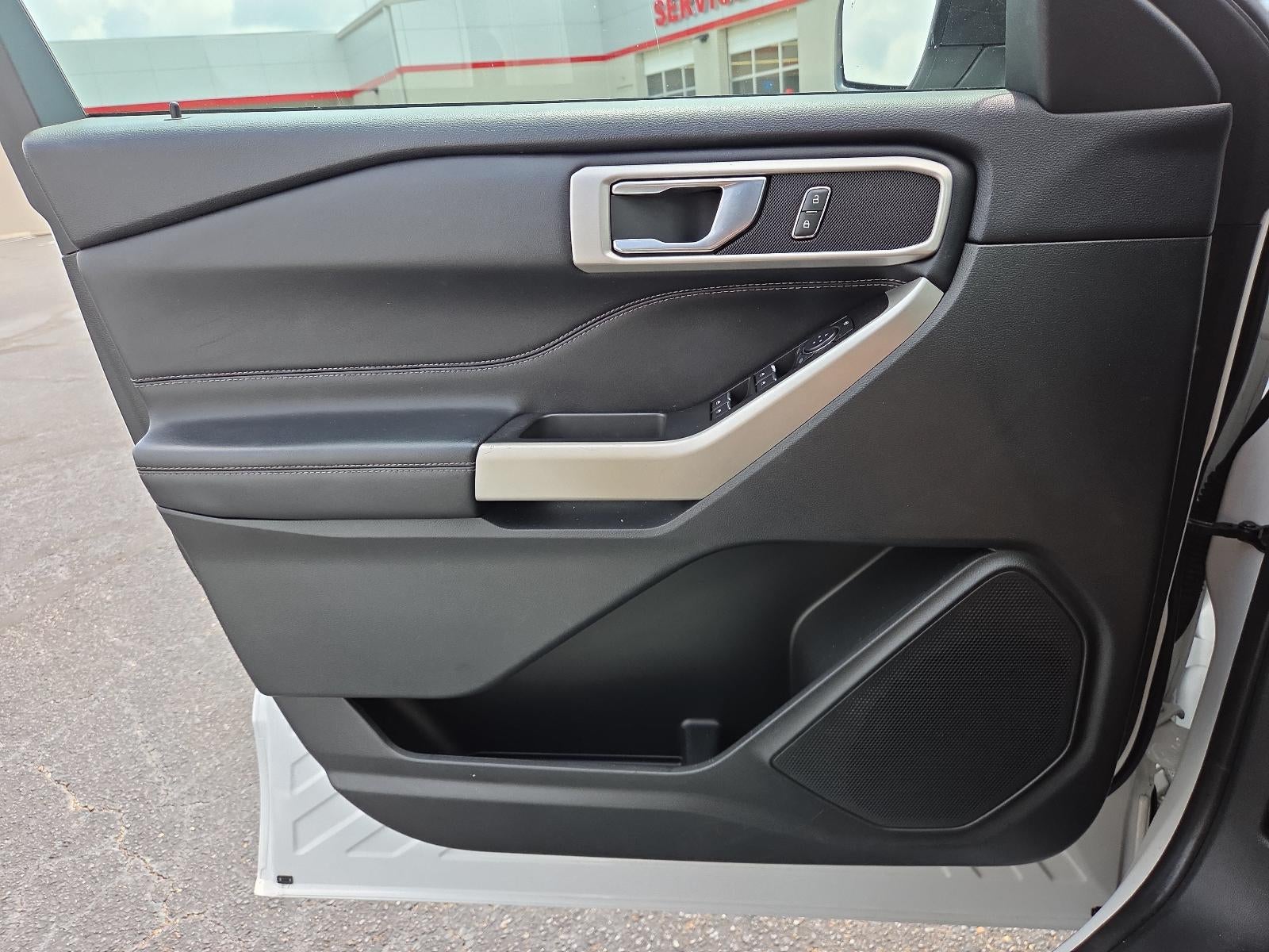 2022 Ford Explorer XLT RWD