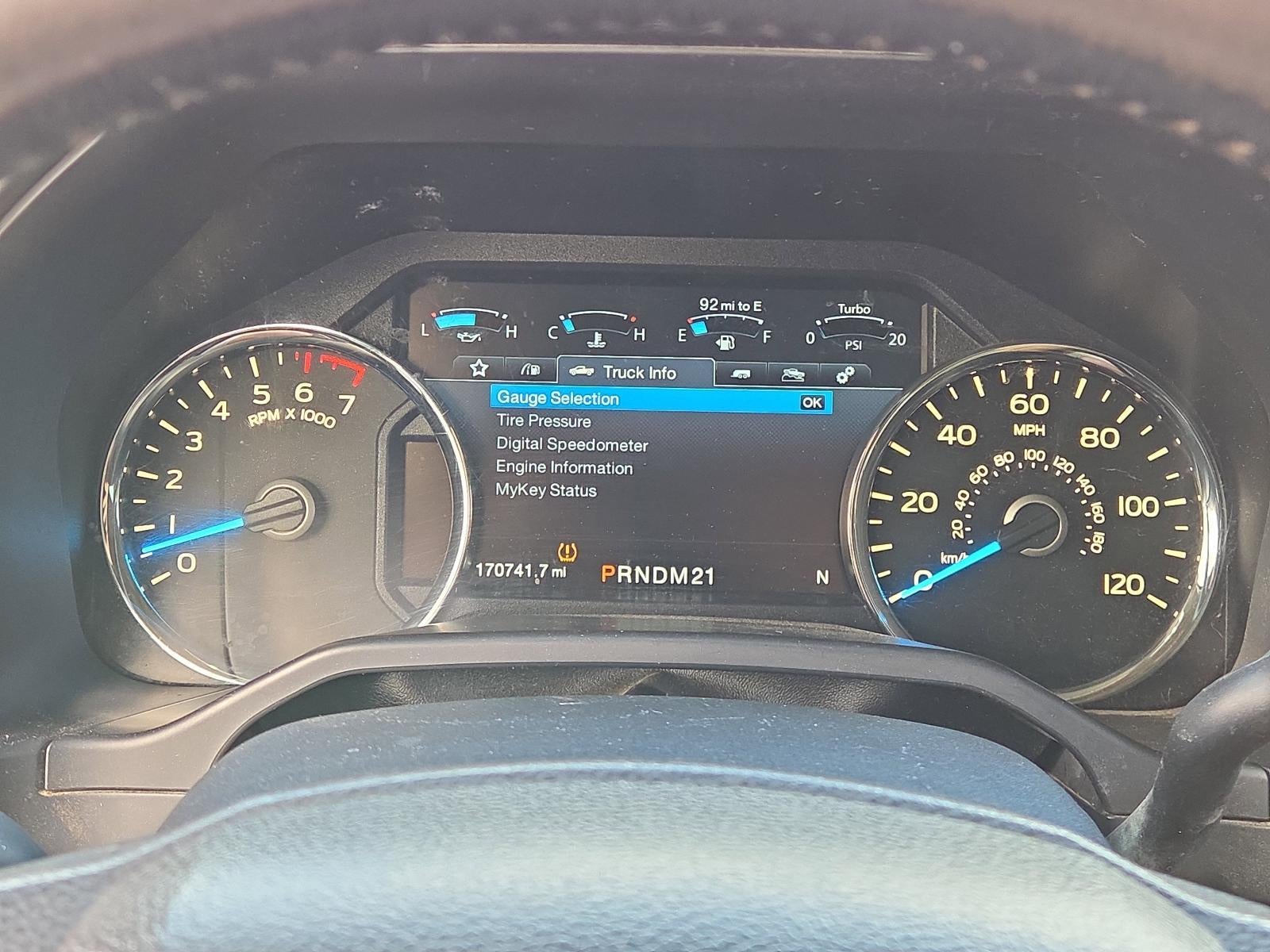 2015 Ford F-150 4WD SuperCrew 6-1/2 Ft Box Lariat w/HD Payload Pkg