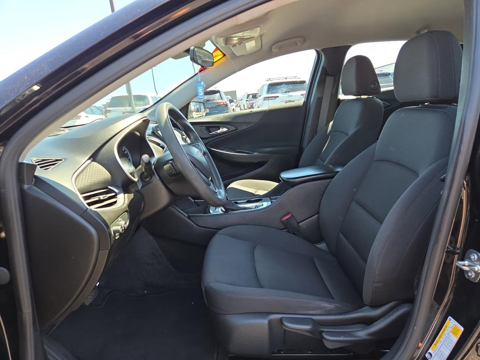 2023 Chevrolet Malibu 4dr Sdn LS w/1LS